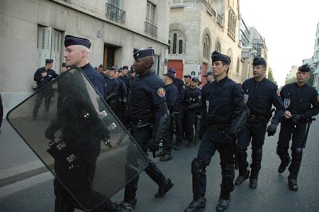 Deuxième cordon de CRS