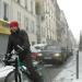 A vélo, rue de Coulmiers