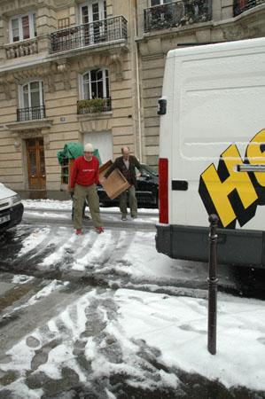 ...derrière la Mairie...