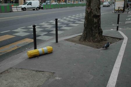 J'attends pour traverser