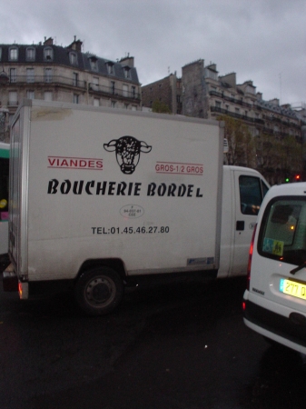 medium_place_d_alesia_boucherie_bordel.jpg